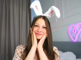 DareleneBeldin's Blonde live cam girls Profile Image