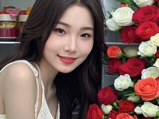 EloiseMadeleine's Live cam tips and shows Profile Image