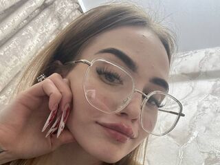 KeeleyAston's Live dildo cam Profile Image