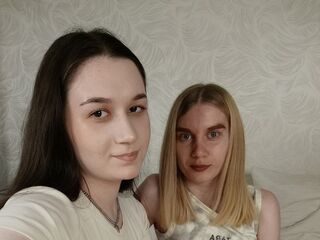 MerylAndOra's Interactive live cam Profile Image