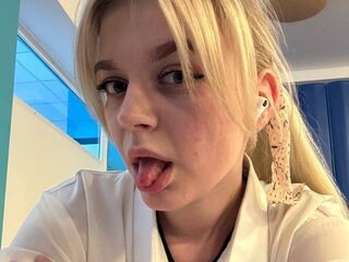 MiaGarbet's MILF live cam models Profile Image